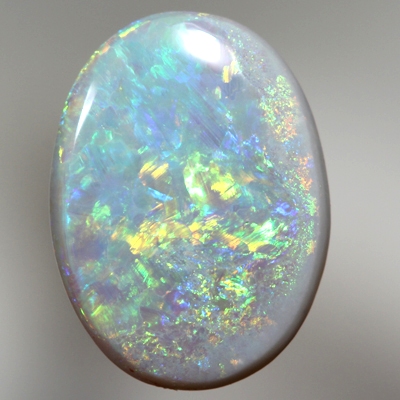 SOLID SEMI BLACK OPAL Bright and sparkling fire